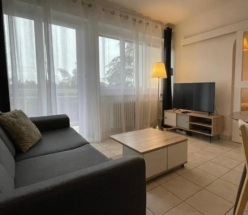 Le Tranquille - Calme - Parking Prive Apartment Ambilly 0*,  France
