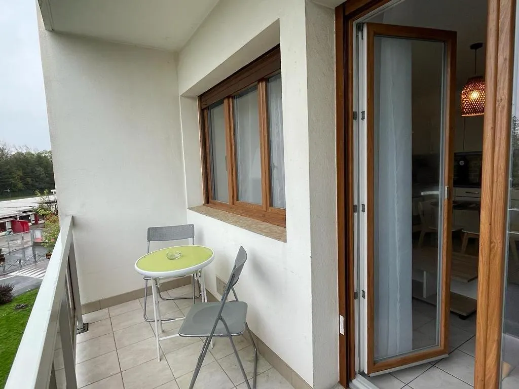 Le Tranquille - Calme - Parking Prive Apartment Ambilly France